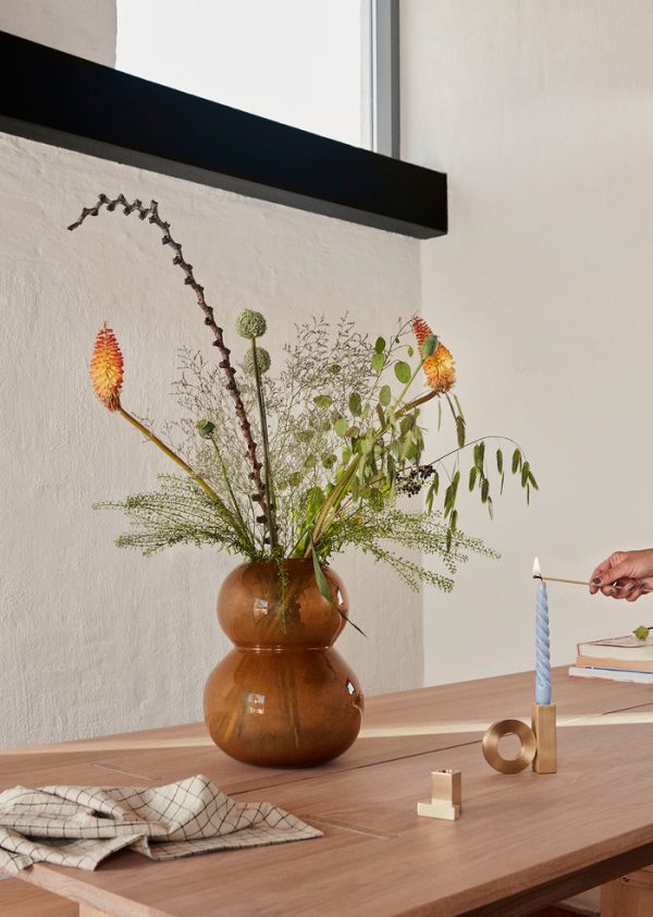 oyoy living lasi vaas - amber - large - Afbeelding 2