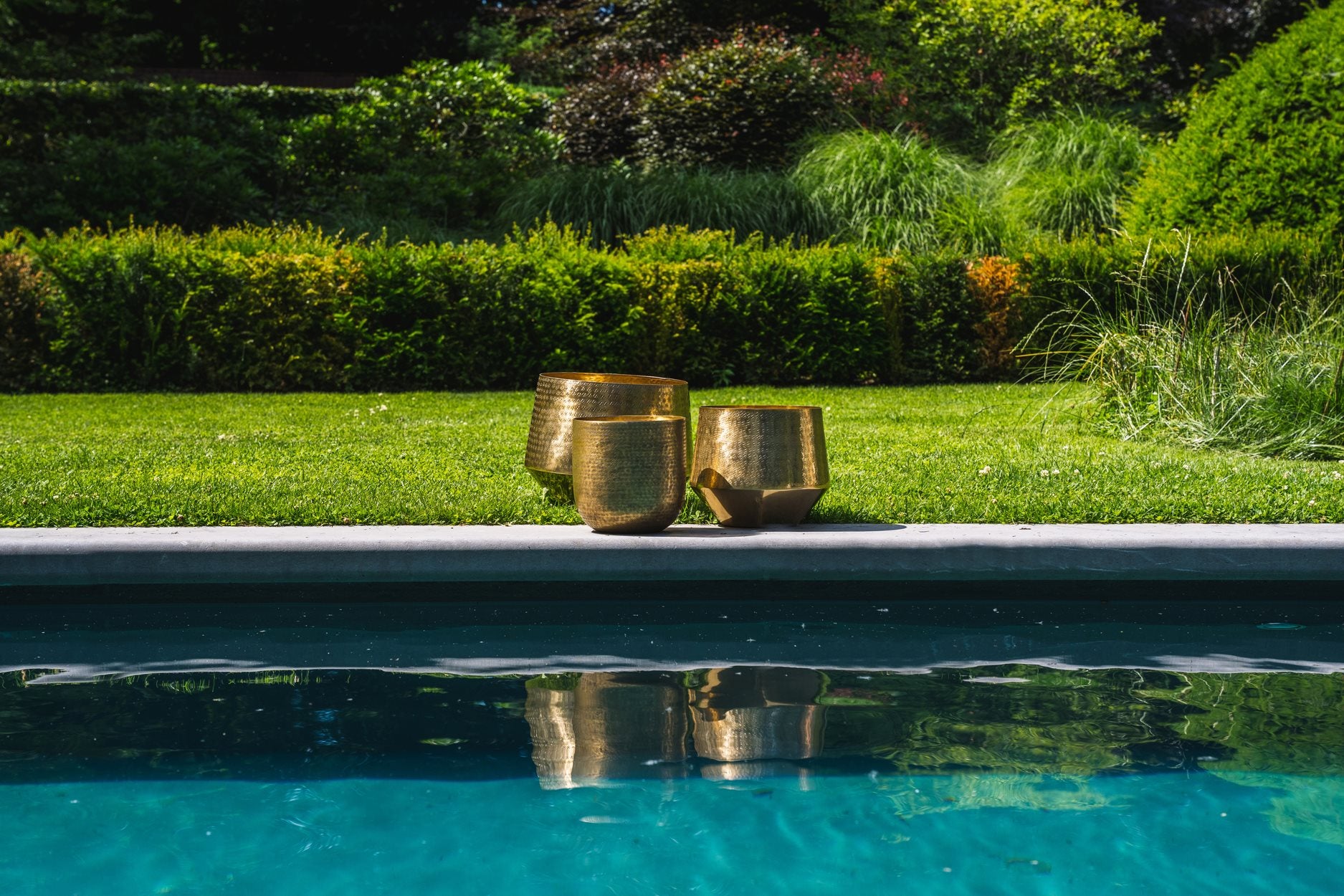 bazar bizar de gehamerde plantenbak - messing - xl - Afbeelding 4