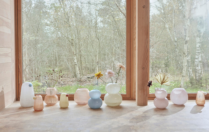 oyoy living lasi vaas - taupe - ø19.5 cm - Afbeelding 8